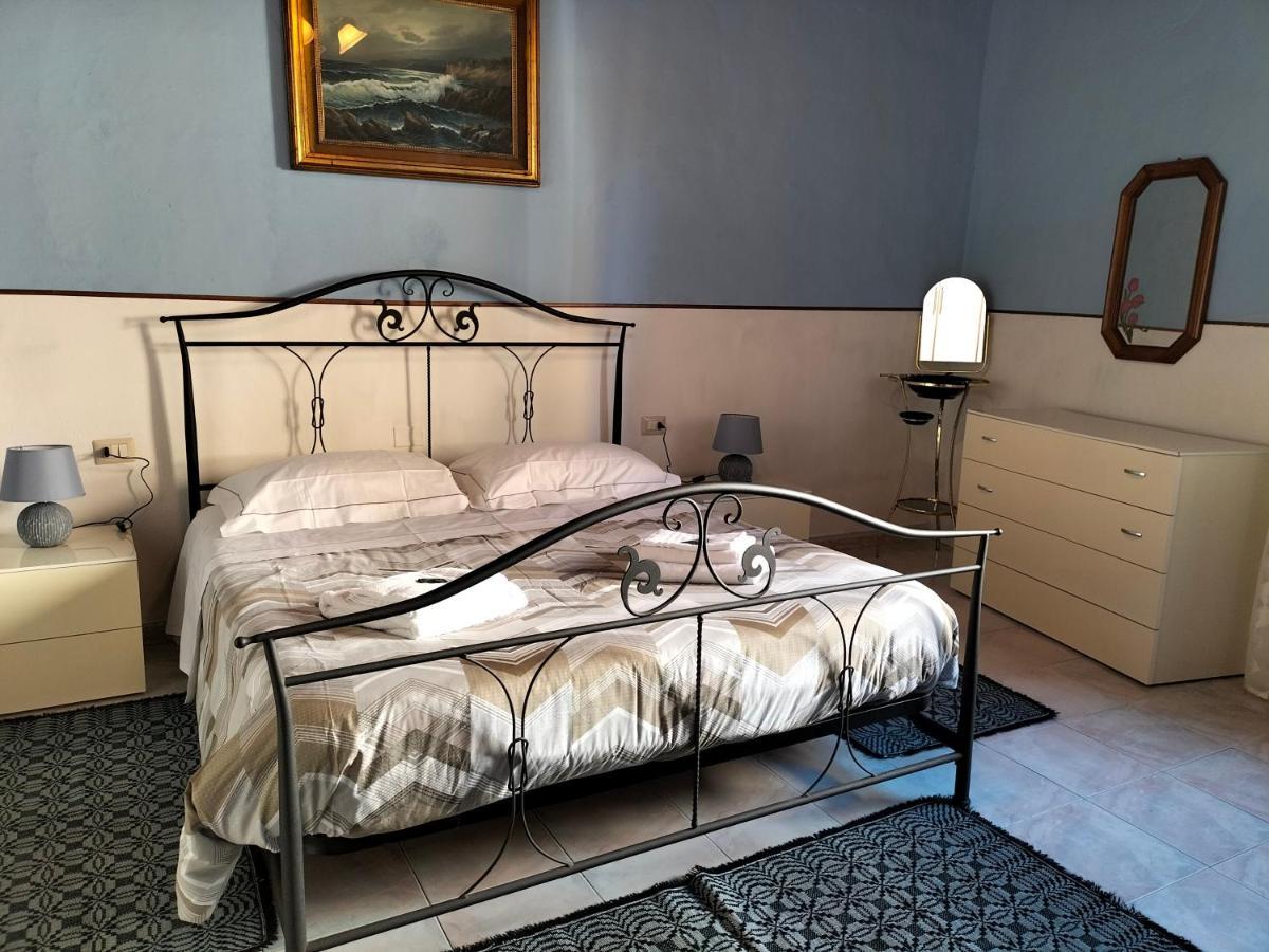 Casa Vacanze Antonella Oristano Buitenkant foto